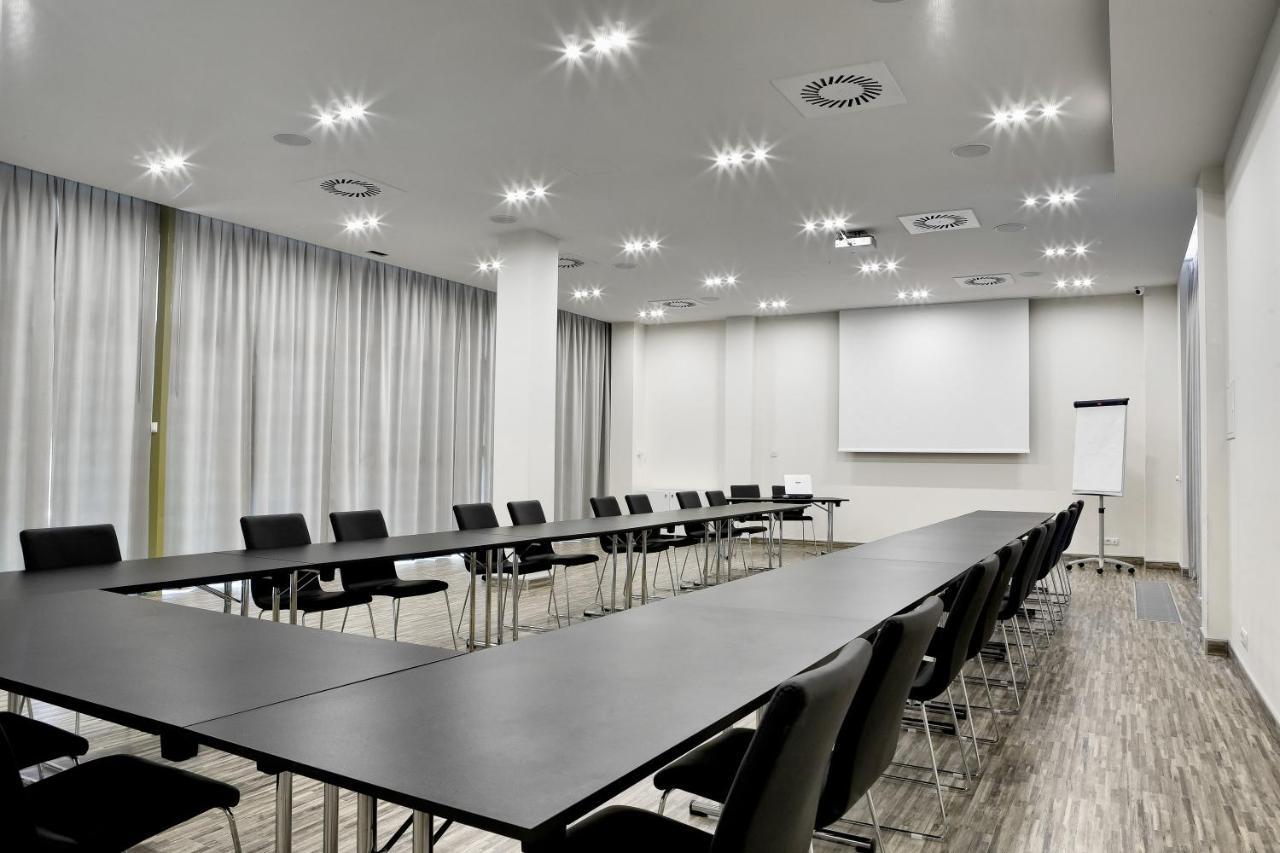 Hotel Moderno Πόζναν Εξωτερικό φωτογραφία